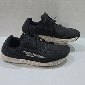 Ultra Escalante Men's Black Athletic Shoes with White Sole Size 11